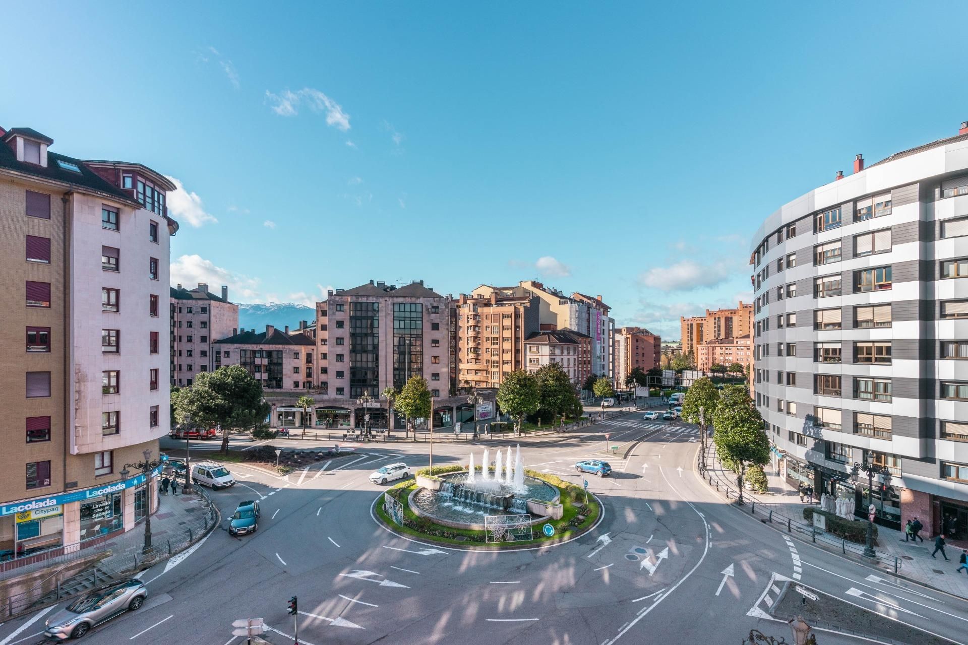 Exterior view of Flat for sale in Oviedo   with Heating, Terrace and Storage room