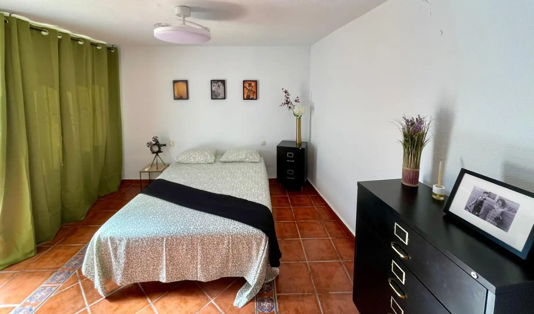 Habitación de Casa o chalet de alquiler en Rincón de la Victoria con Terraza, Trastero y Amueblado
