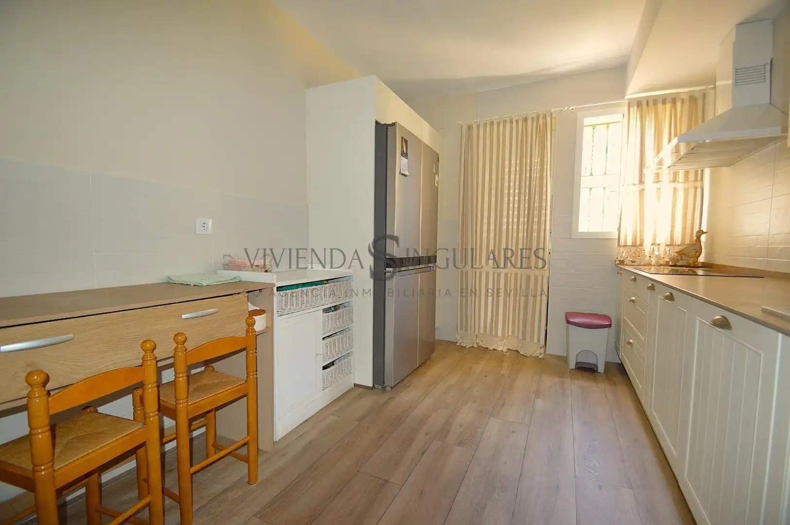 Kitchen of Flat for sale in Sevilla  with Air Conditioner, Heating and Private garden
