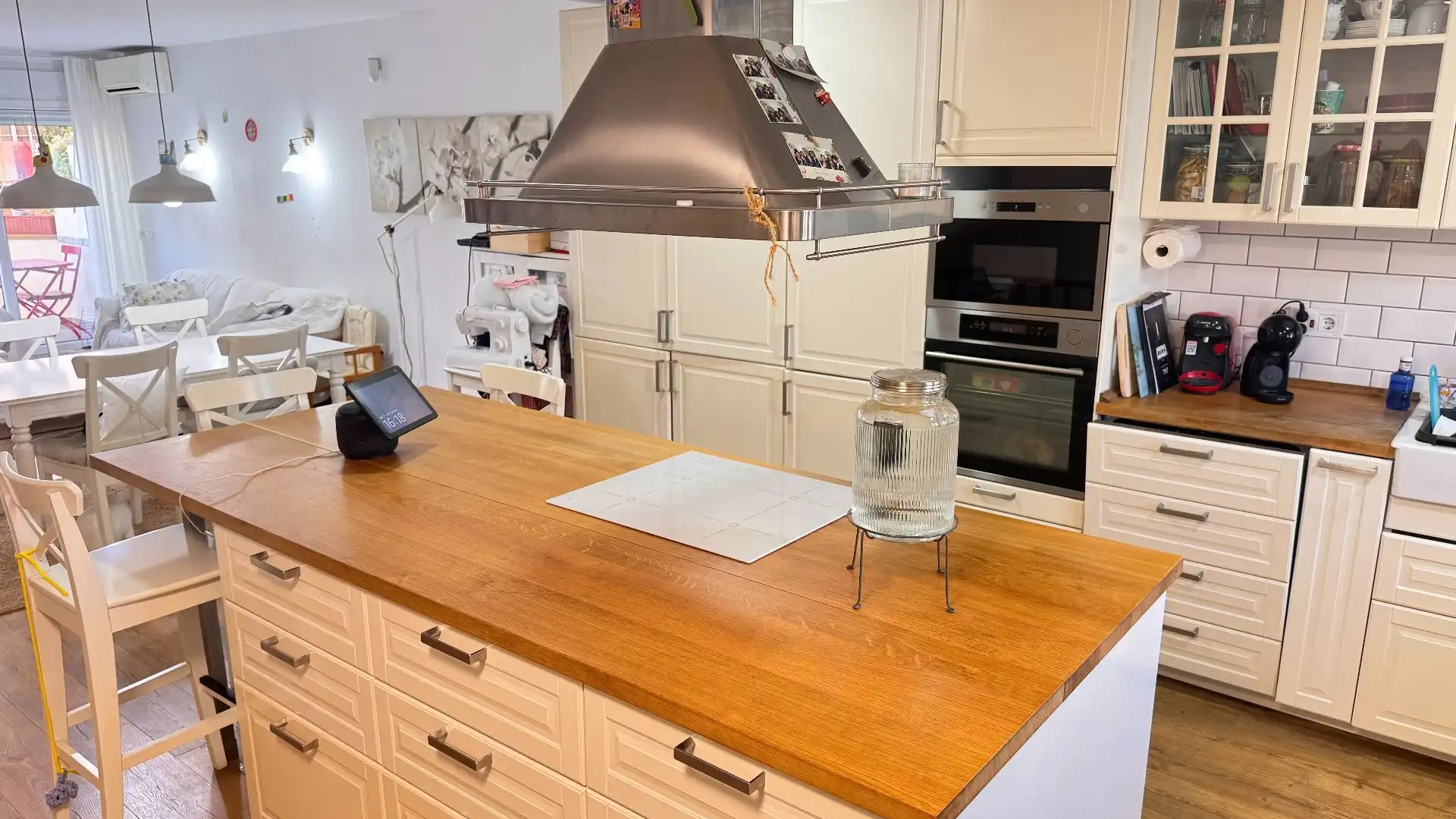 Cuina de Casa adosada en venda en Roquetas de Mar amb Aire condicionat, Terrassa i Traster