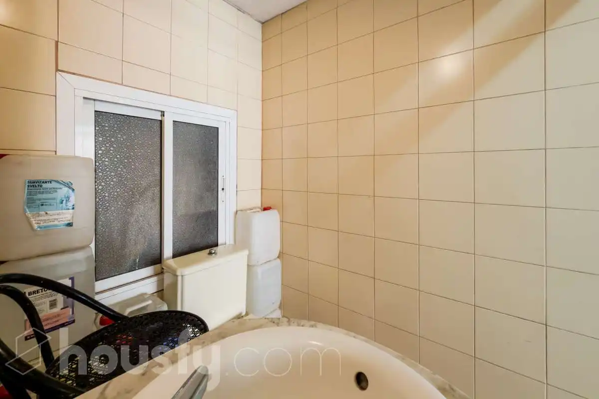 Badezimmer von Geschaftsraum zum Verkauf in Badalona