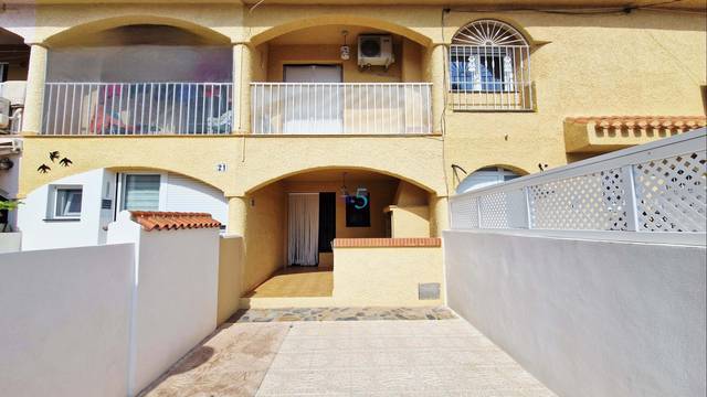 Casa adosada en Venta en Los Urrutias