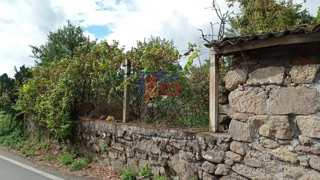 Casa o chalet en venta en Ourense Capital  con Calefacción y Jardín privado