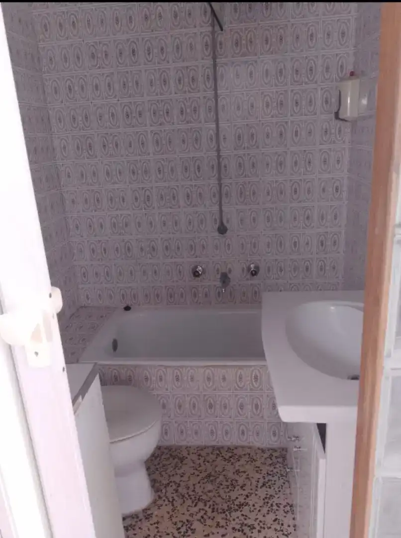 Badezimmer von Wohnung zum Verkauf in  Palma de Mallorca mit Waschmaschine und Balkon