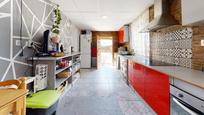 Kitchen of House or chalet for sale in Elche / Elx  with Air Conditioner, Private garden and Terrace