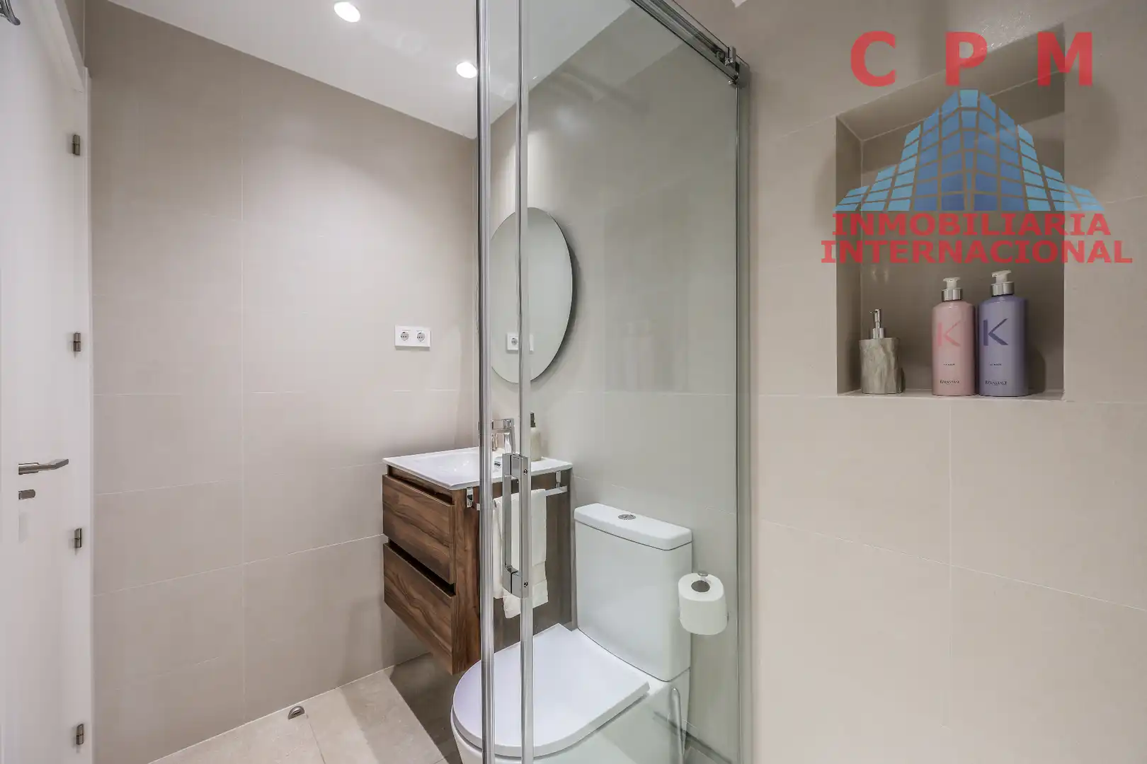 Baño de Piso de alquiler en Madrid con Aire acondicionado, Calefacción y Parquet