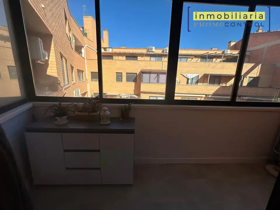 Dormitori de Casa adosada en venda en Zuera amb Calefacció, Jardí privat i Terrassa