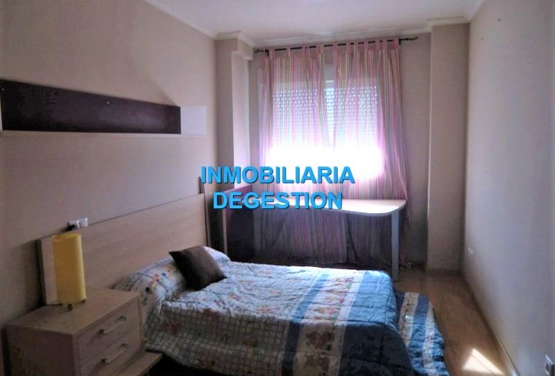 Foto 1 de Pis de lloguer a Calle Tetuán, Centro ciudad, Jaén