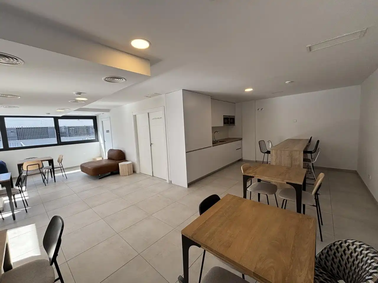 Study for rent in San Sebastián de los Reyes  with Air Conditioner, Heating and Terrace