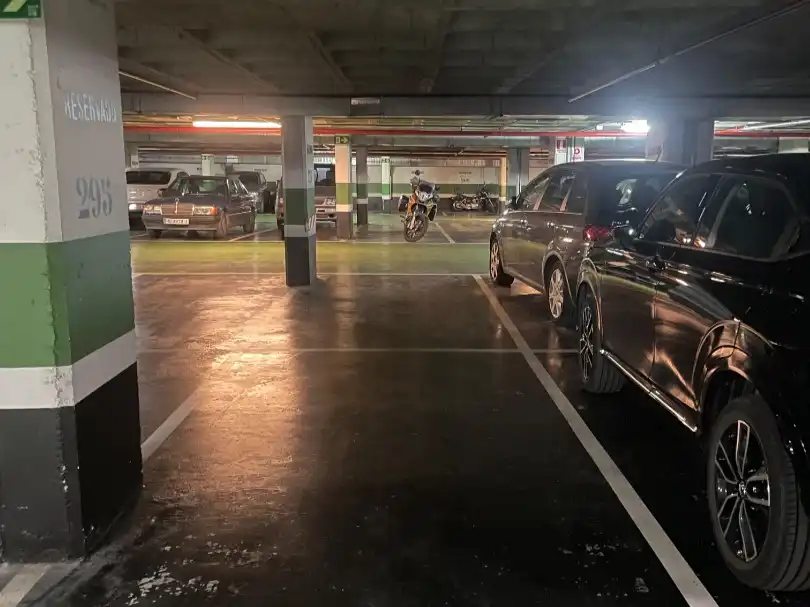 Aparcament de Garatge en venda en Universidad