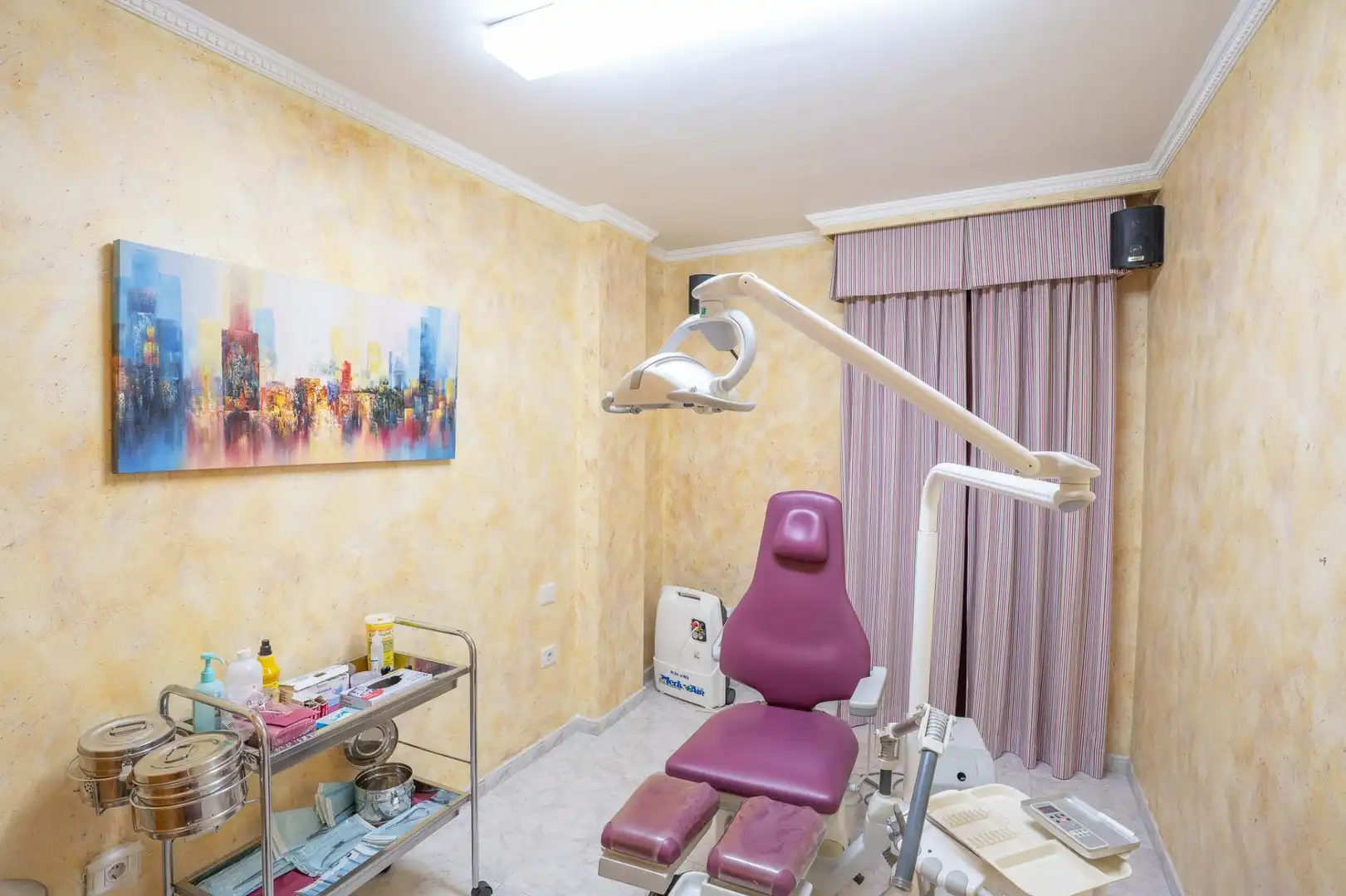 Habitación de Edificio en venta en San Cristóbal de la Laguna con Alarma