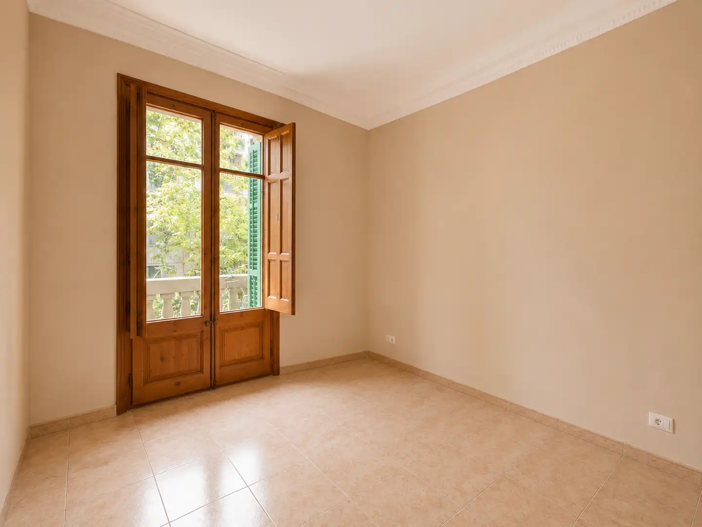 Appartamento con terrazza in vendita a Carrer del Rosselló, imagen 2