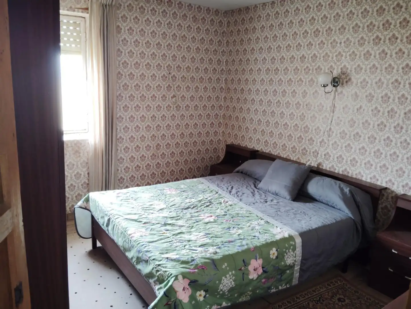 Schlafzimmer von Einfamilien-Reihenhaus zum Verkauf in Pajares de los Oteros