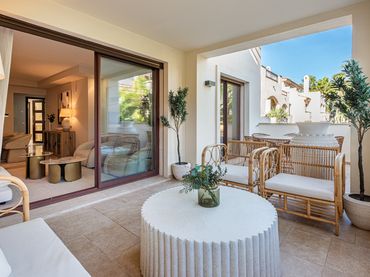 Apartamento con piscina en venta en Nueva Andalucía