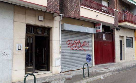 Garaje en Venta en C/ Juan Antonio Maroto en Palomeras Bajas