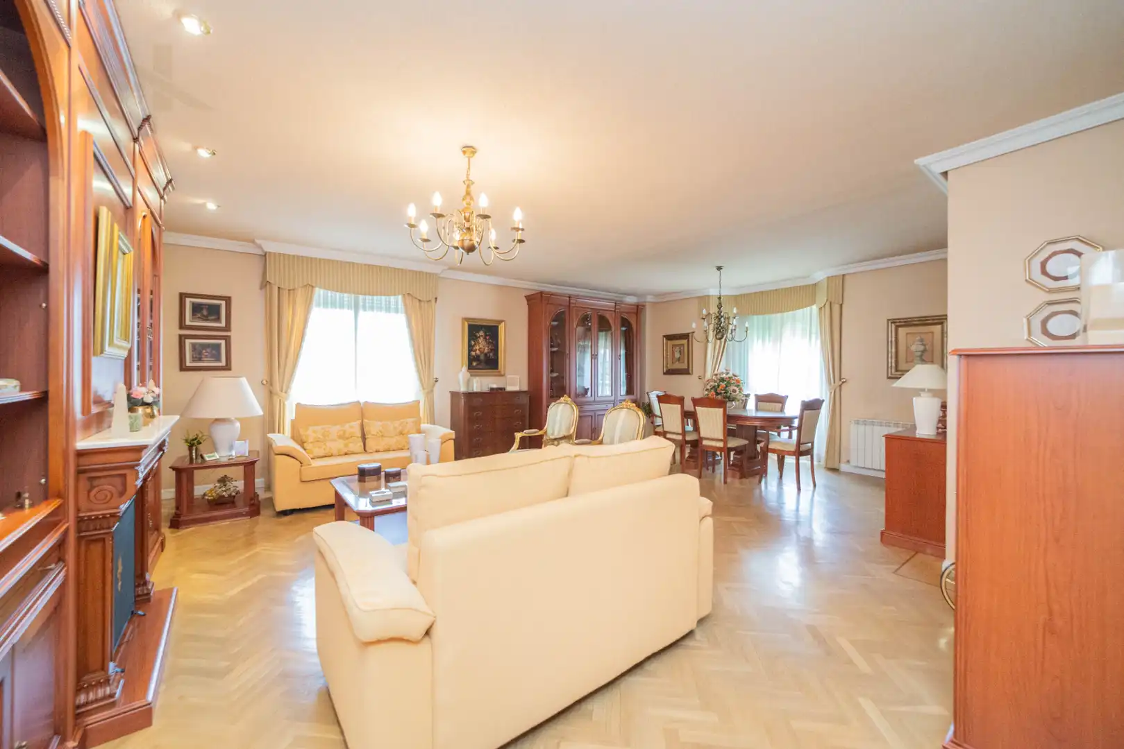 Living room of Houses for sale in Griñón  with Air Conditioner, Heating and Private garden