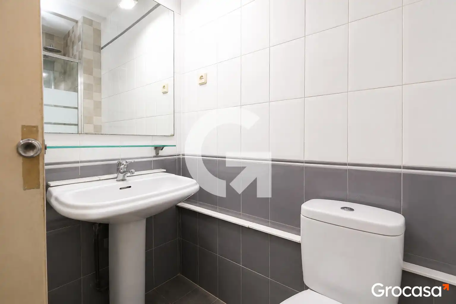 Bathroom of Flat for sale in El Prat de Llobregat  with Air Conditioner and Balcony