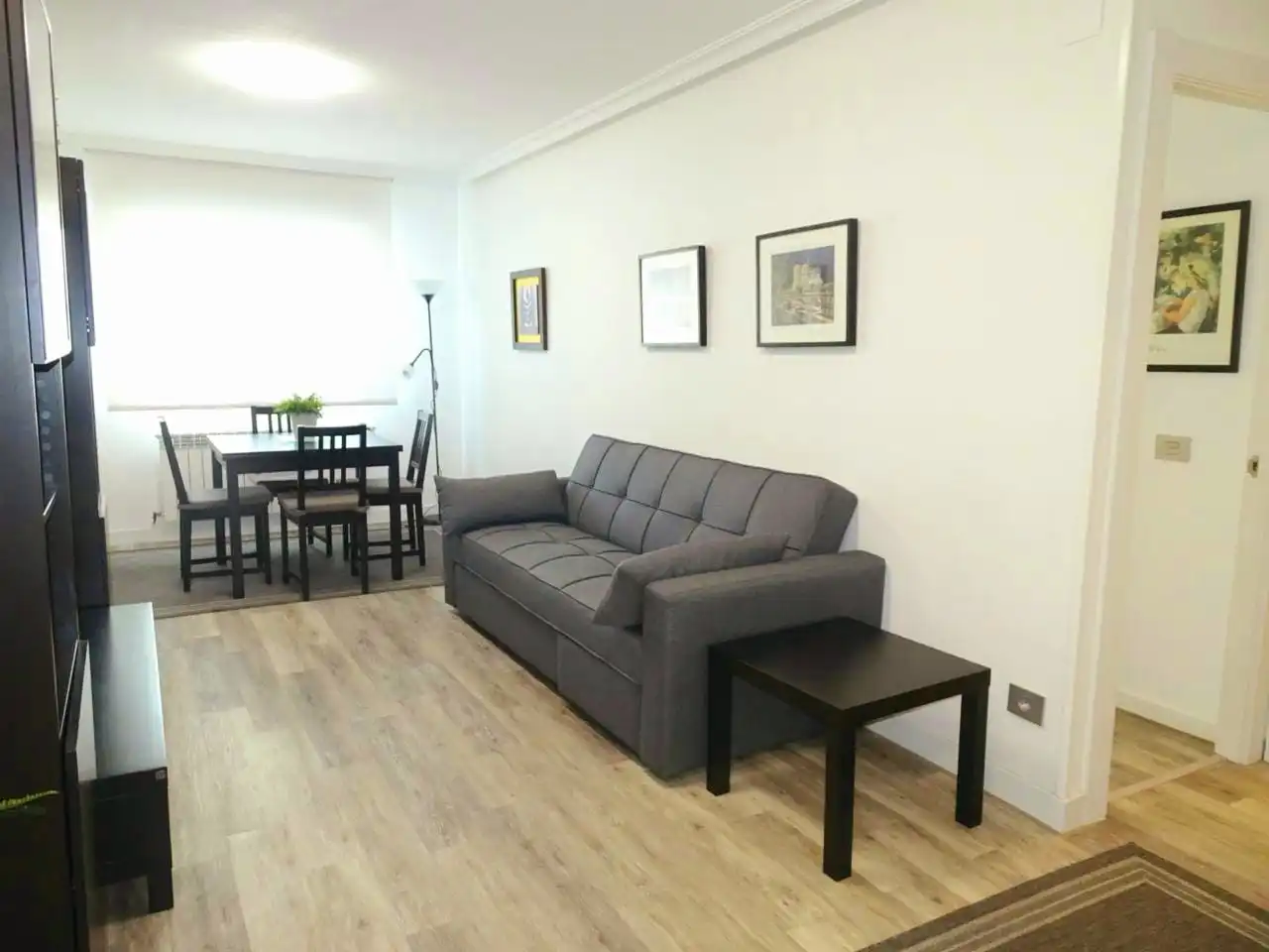 Living room of Flat for rent in Gijón   with Heating, Parquet flooring and Furnished