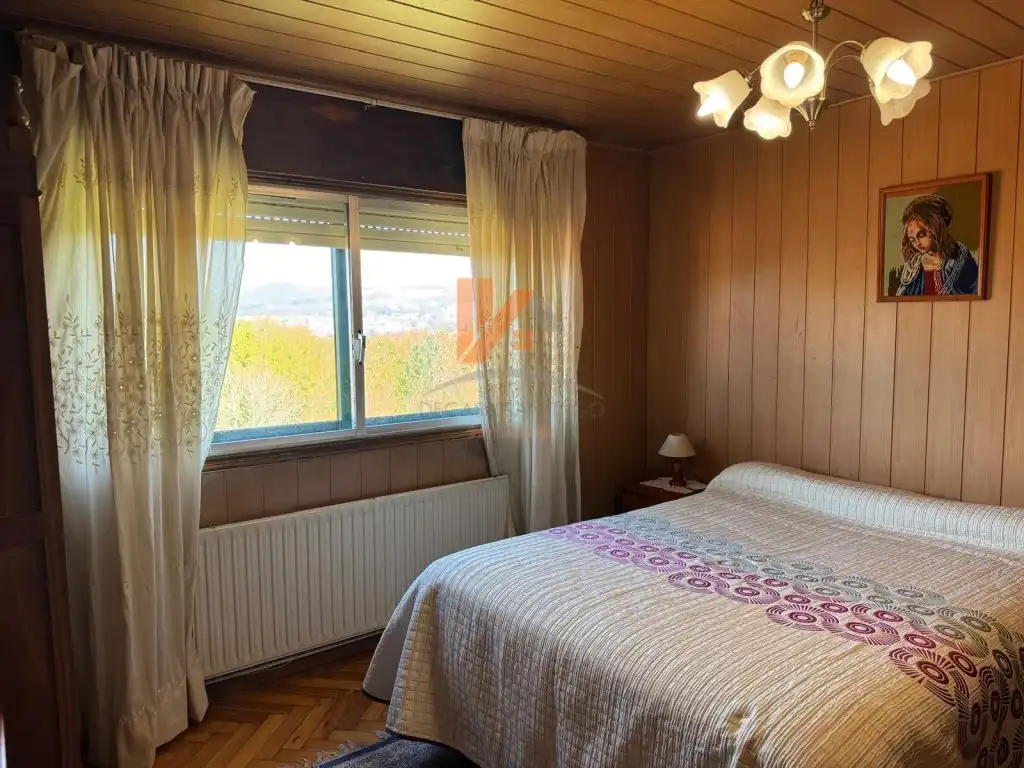 Habitación de Casa o chalet en venta en A Estrada  con Jardín privado, Horno y Balcón