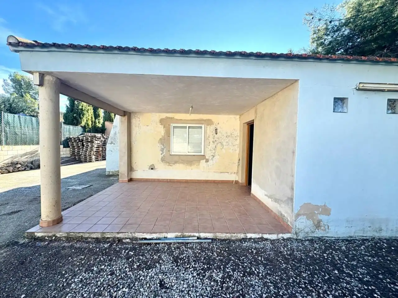 Vista exterior de Casa o xalet en venda en Tibi amb Jardí privat