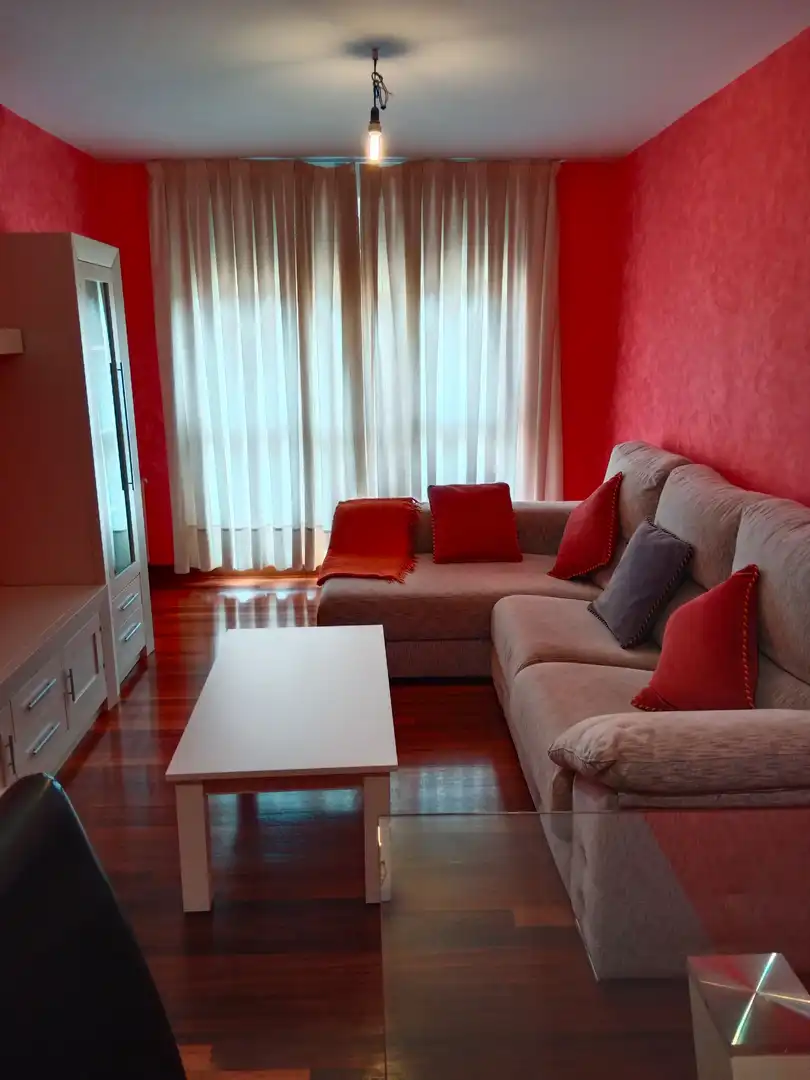 Wohnzimmer von Wohnung zur Miete in Santa Cruz de Bezana