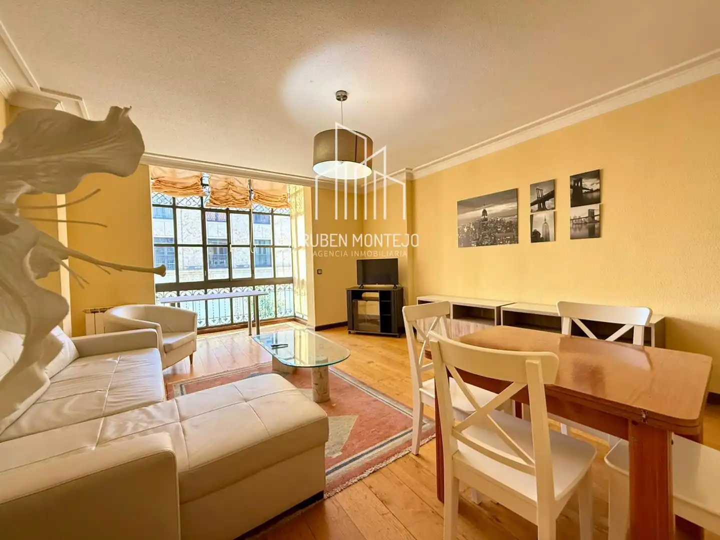 Außenansicht von Wohnung zur Miete in Salamanca mit Heizung, Parkett und Terrasse