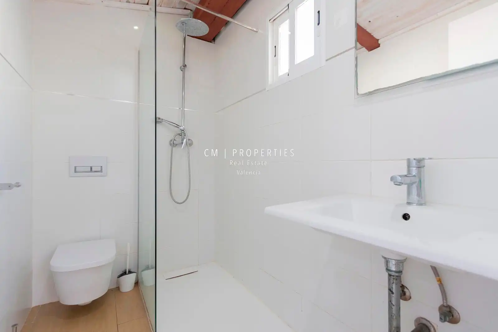 Badezimmer von Haus oder Chalet zur Miete in Valencia mit Klimaanlage, Heizung und Terrasse