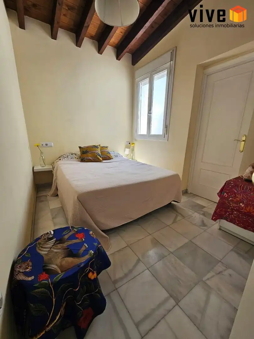 Habitación de Ático de alquiler en Sevilla con Aire acondicionado, Terraza y Amueblado