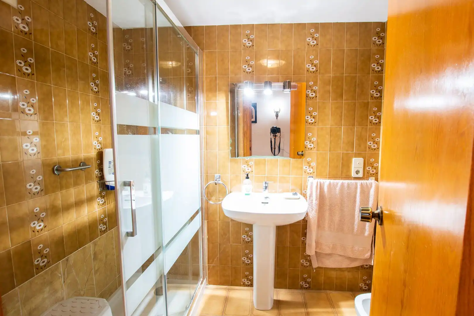 Badezimmer von Wohnung zum Verkauf in Caspe mit Klimaanlage und Heizung