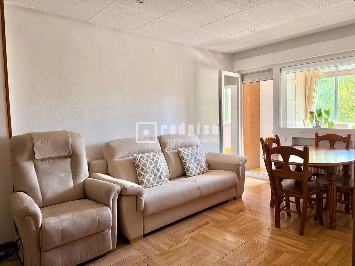 Living room of Flat for sale in Madrid  with Air Conditioner, Heating and Terrace