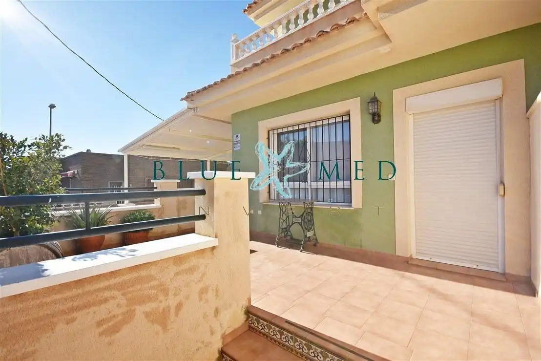 Vista exterior de Dúplex en venta en Cartagena con Aire acondicionado, Jardín privado y Terraza