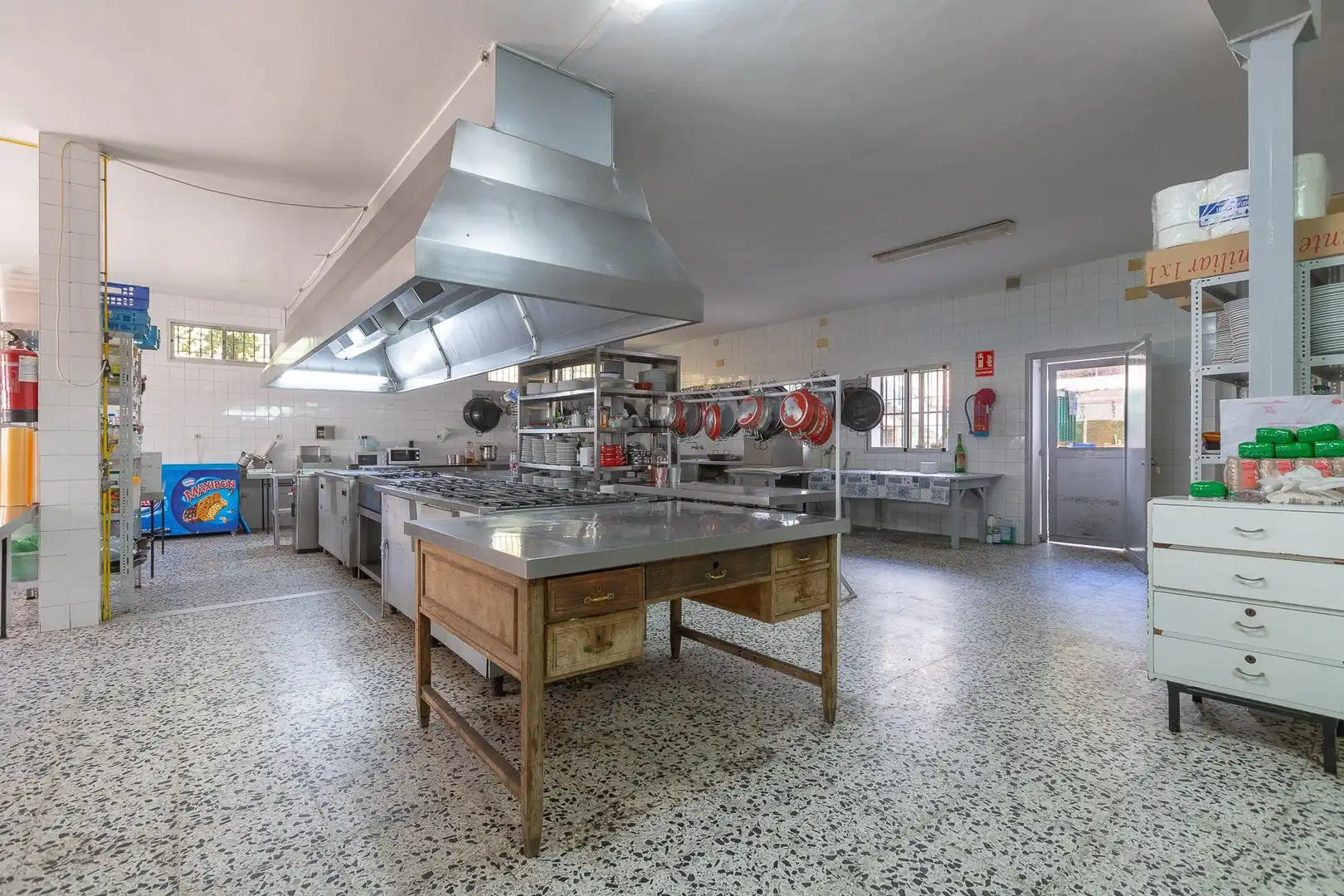 Kitchen of Houses for sale in Málaga  with Air Conditioner, Private garden and Terrace