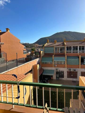 Piso en Venta en Arenales en Los Cristianos