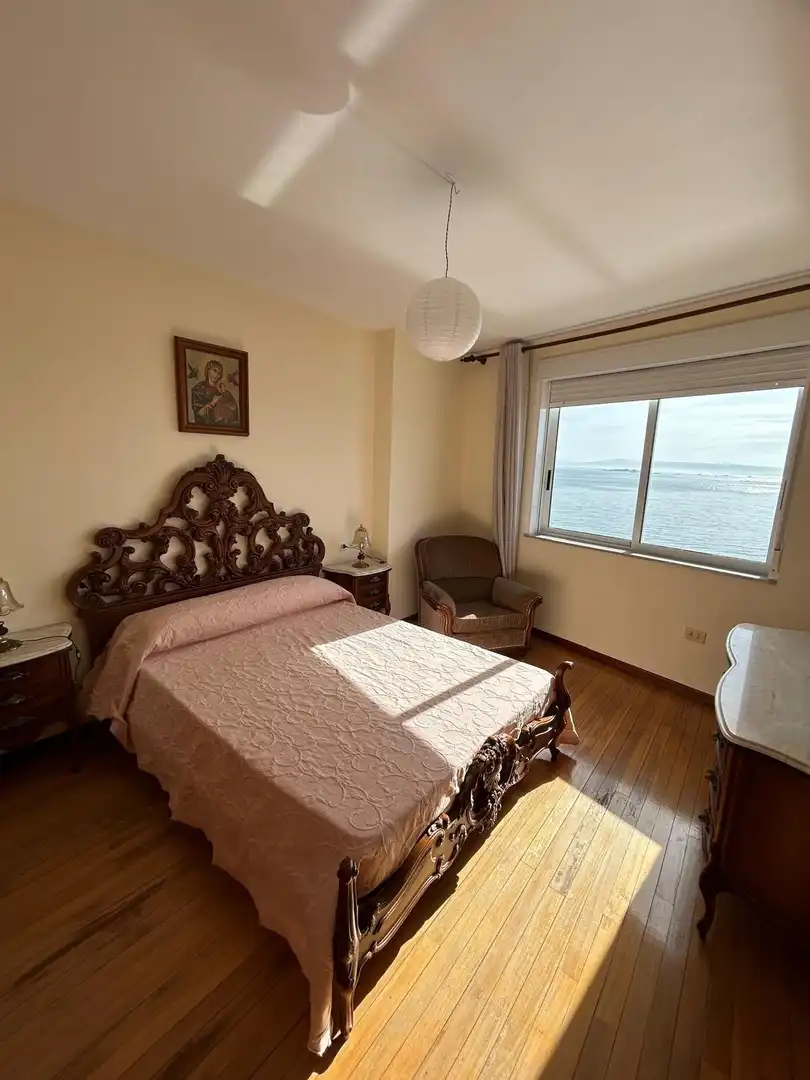 Piso de alquiler en Ribeira, A Coruña