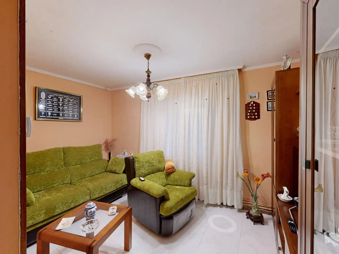Sala d'estar de Casa o xalet en venda en Foz amb Calefacció, Jardí privat i Terrassa