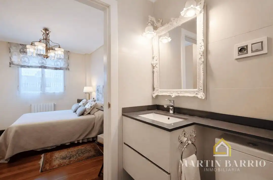 Habitación de Piso en venta en Getxo  con Aire acondicionado, Calefacción y Jardín privado