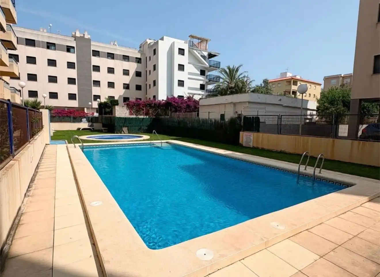 Appartement compact avec piscine à vendre à Bellreguard, imagen 4