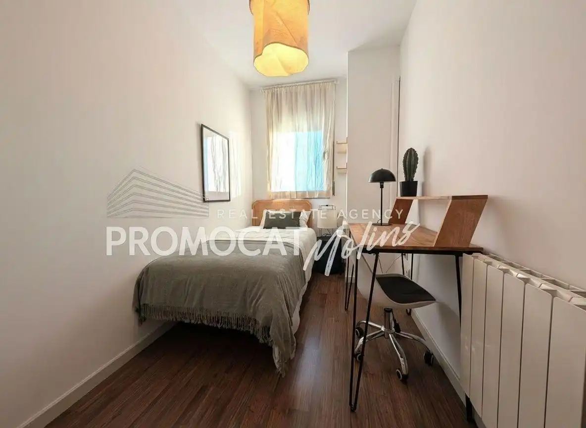 Bedroom of Flat for sale in Molins de Rei  with Air Conditioner, Heating and Furnished