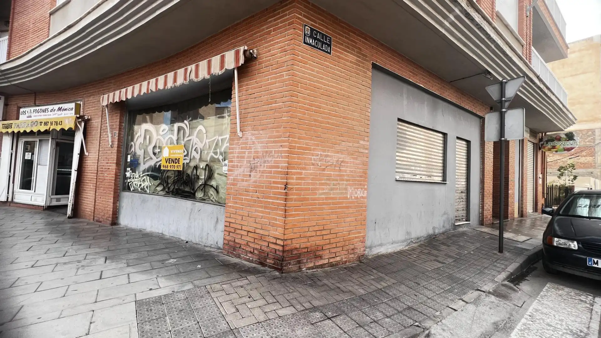 Local en venda a Plaza de Juan XXIII, Casco Antiguo