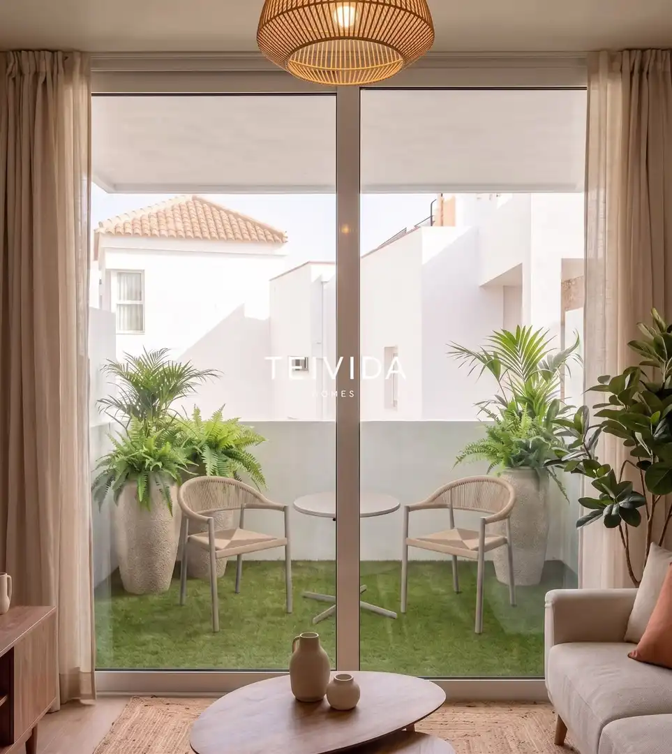Terrasse von Wohnung zur Miete in Arona mit Terrasse, Schwimmbad und Möbliert