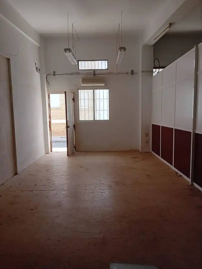 Local en venta en Bobadilla - Bobadilla Estación - La Joya