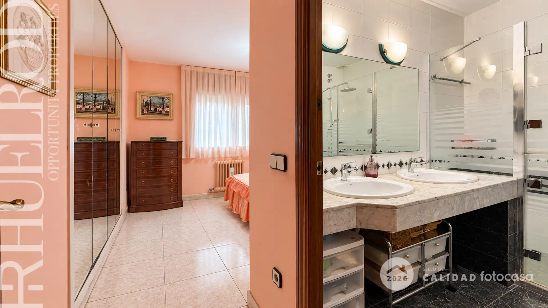 Baño de Casa adosada en venta en Cerdanyola del Vallès con Aire acondicionado, Calefacción y Jardín privado