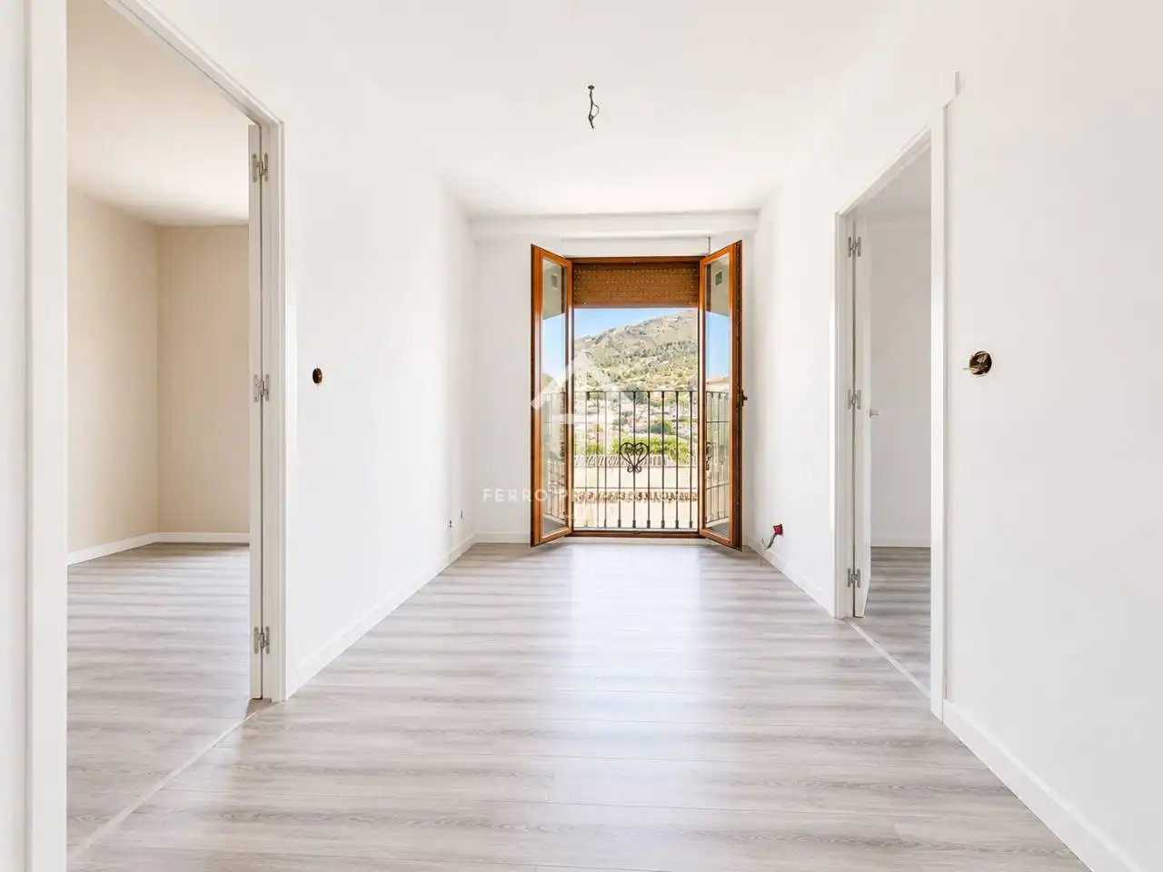 Casa o xalet en venda en Loja amb Aire condicionat, Jardí privat i Terrassa