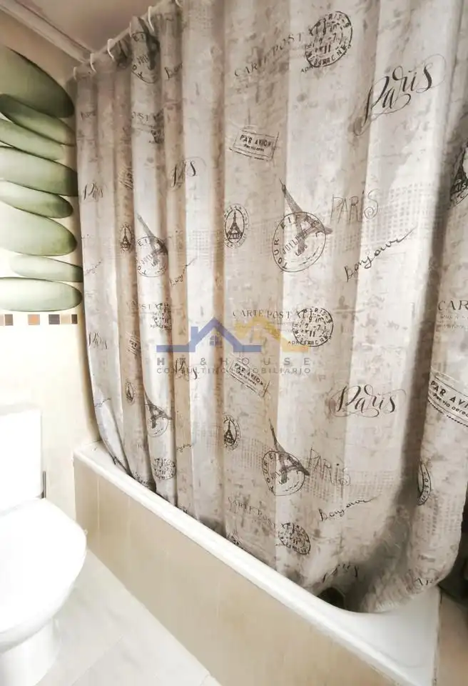 Baño de Piso en venta en Seseña con Aire acondicionado, Calefacción y Parquet