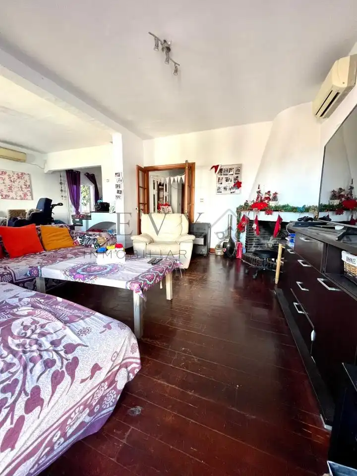 Sala d'estar de Casa o xalet en venda en Torremolinos amb Calefacció, Jardí privat i Terrassa