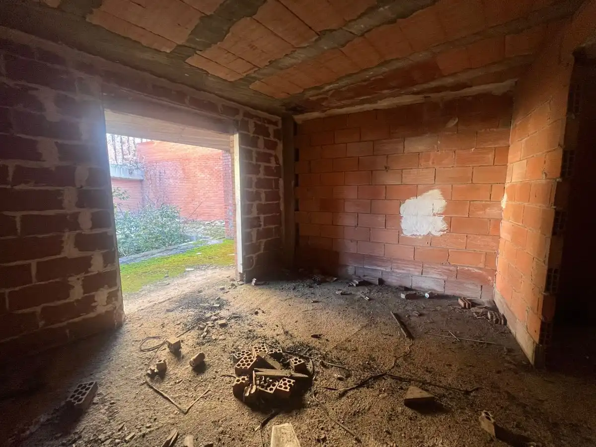Edificio en venta en Los Santos de la Humosa