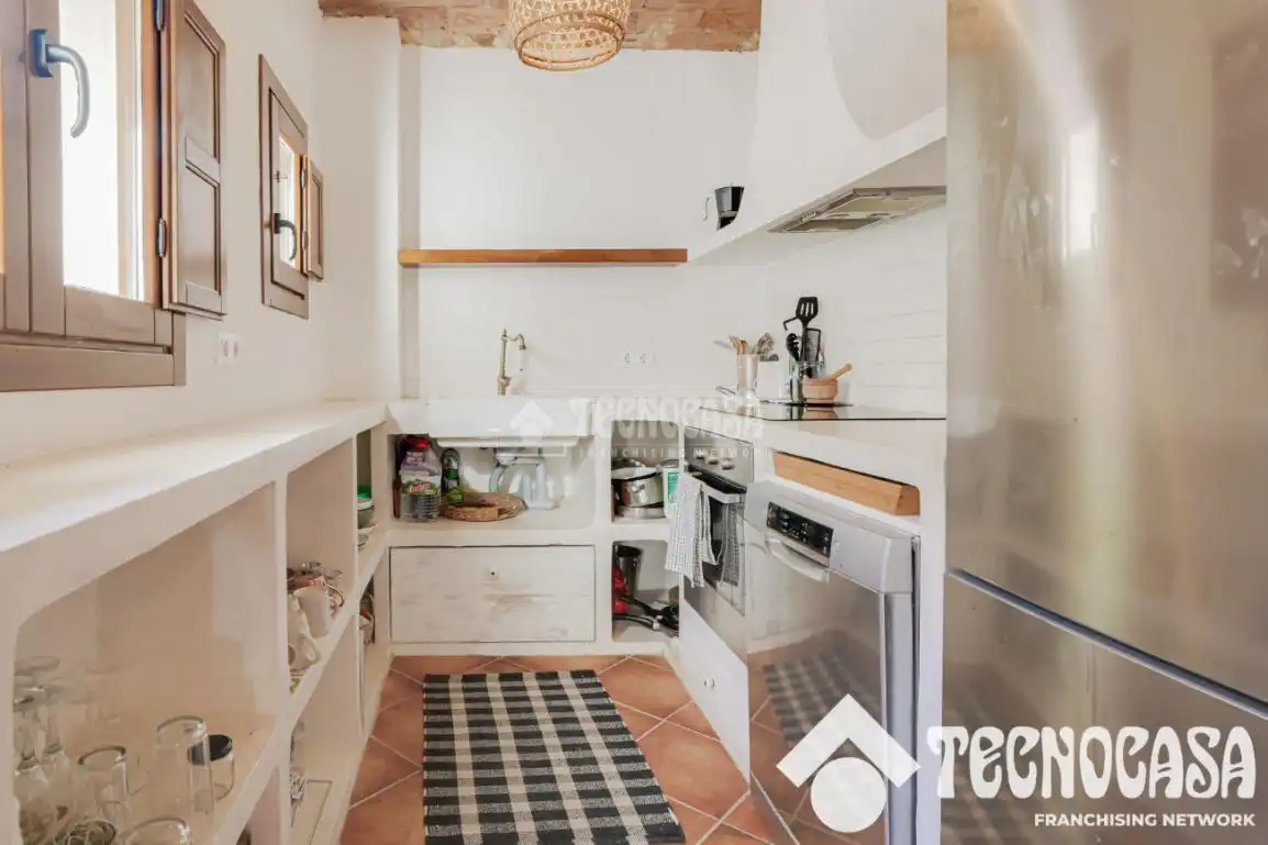Cuina de Pis en venda en Barcelona amb Aire condicionat i Balcó