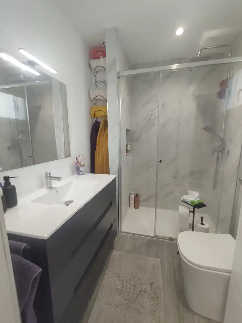 Bathroom of Houses for sale in Las Ventas de Retamosa  with Air Conditioner, Heating and Storage room