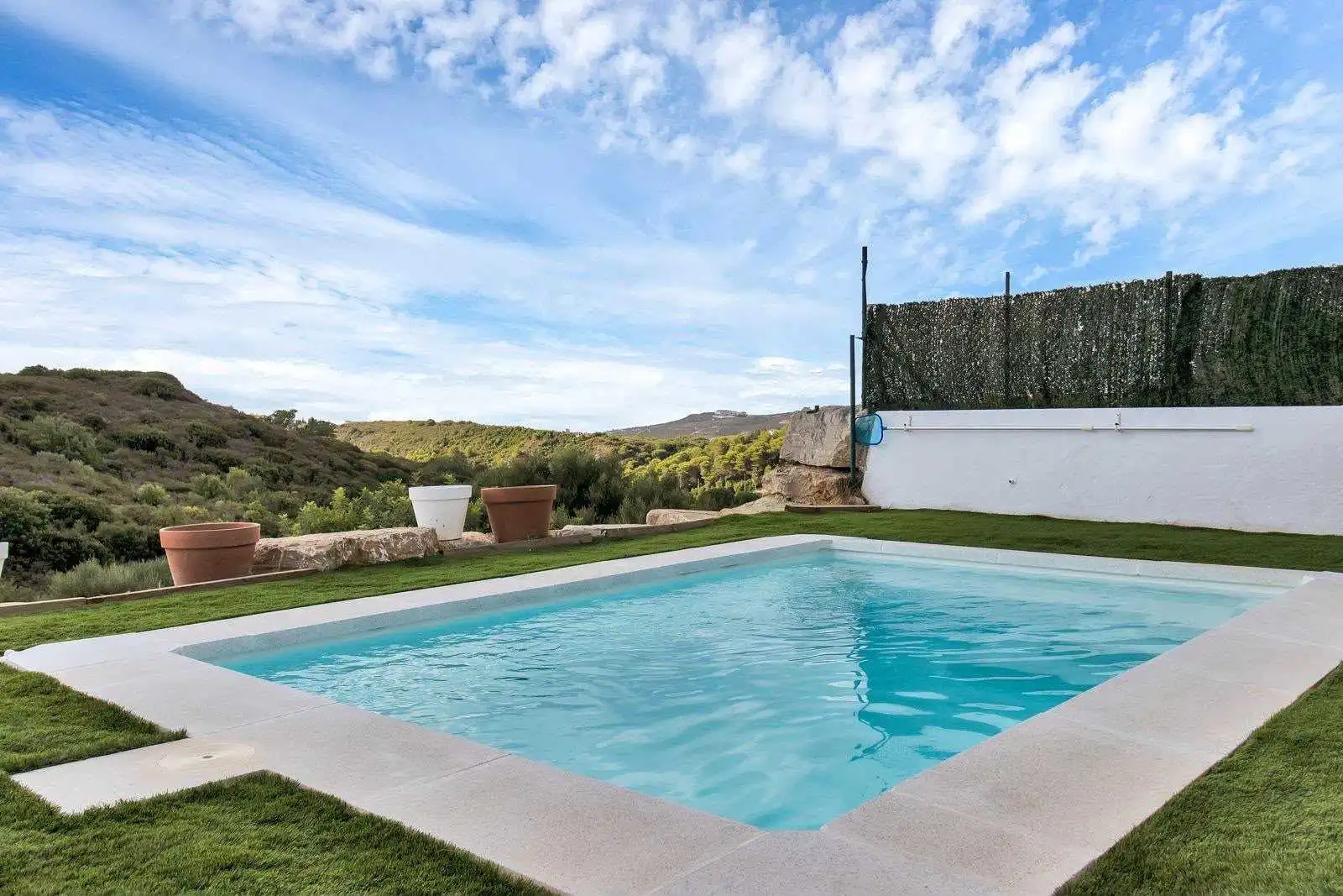 Terraced house with pool for sale in Doña Julia Golf, imagen 2