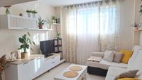 Living room of Flat for sale in Vandellòs i l'Hospitalet de l'Infant  with Air Conditioner, Furnished and Oven